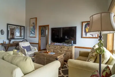 Woonkamer; natuurlijk licht, moderne stijl