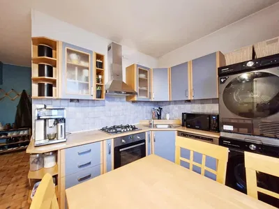 Cocina; electrodomésticos, luz natural, estilo moderno