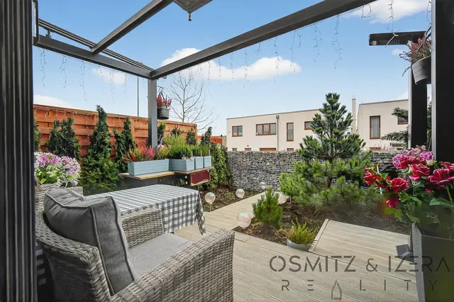 Terrace; view, natural light