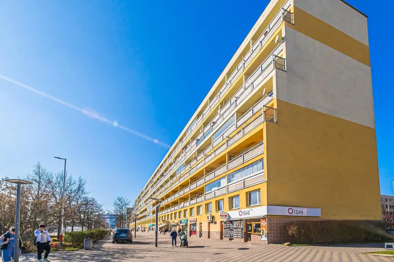 Haus und umgebung; gewerblich