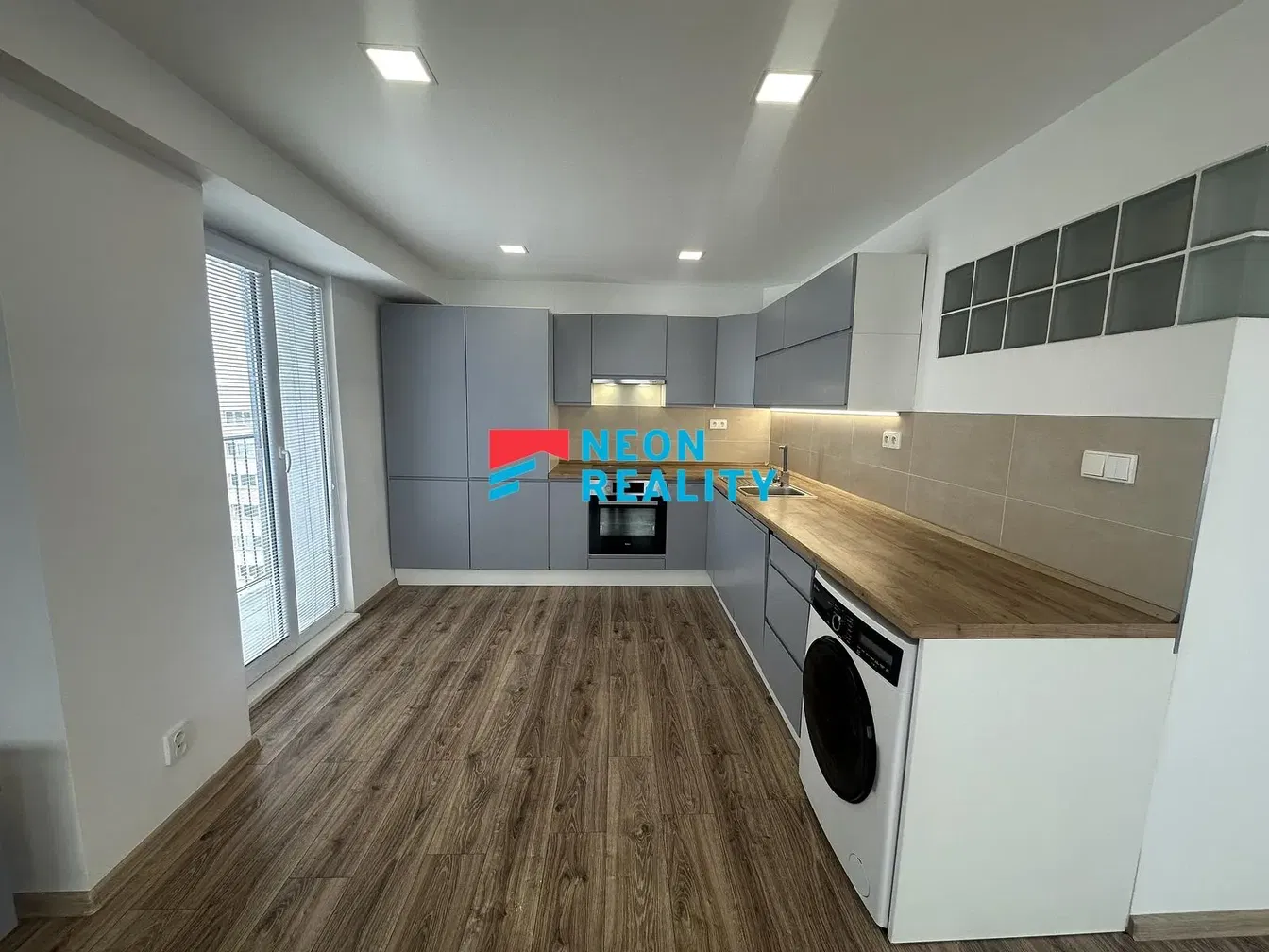 Kitchen; kitchen appliances, tile floor, renovated, natural light