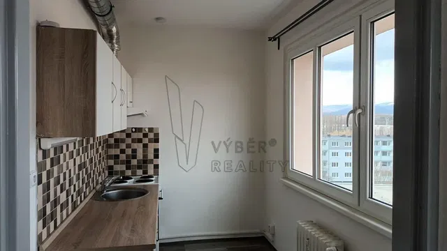 Cucina; elettrodomestici, vista, luce naturale