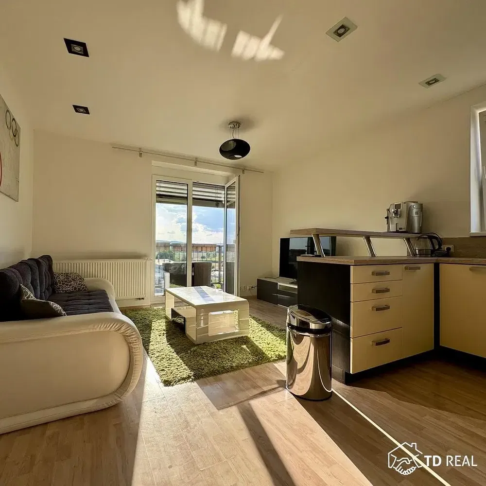 Soggiorno; vista, elettrodomestici, luce naturale, stile moderno