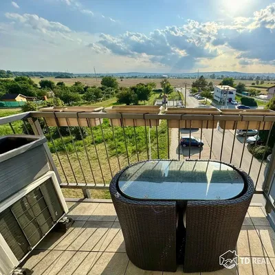 Balcone; vista, luce naturale