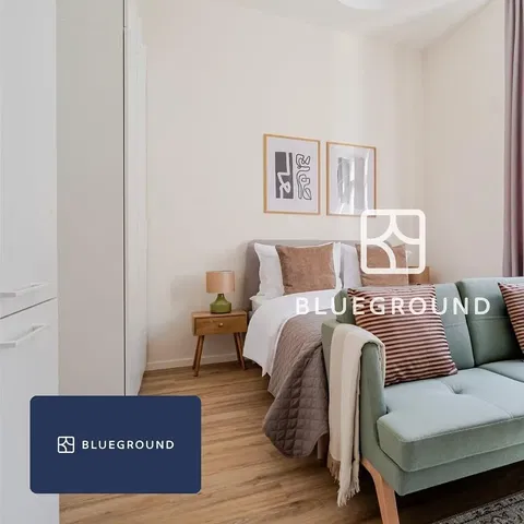 Chambre; parquet, style moderne, lumière naturelle