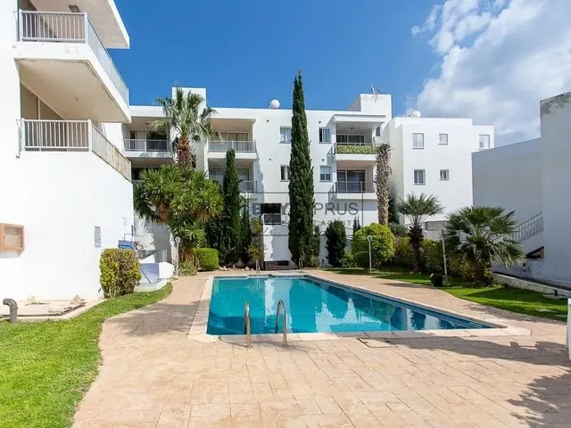 Kuća i okolina; pogled, prirodna svjetlost