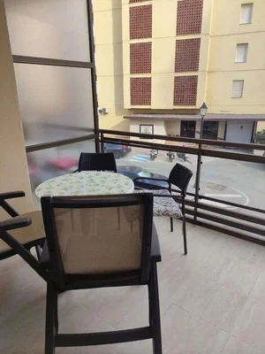 Balkon; manzara, fayans zemin