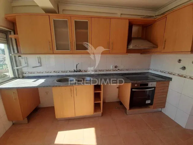 Kitchen; kitchen appliances, tile floor, view