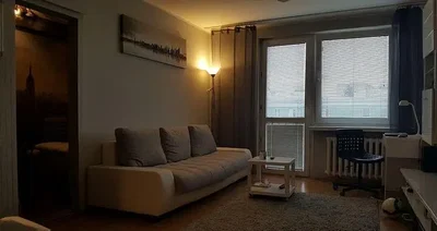 Oturma odası; doğal ışık, modern stil