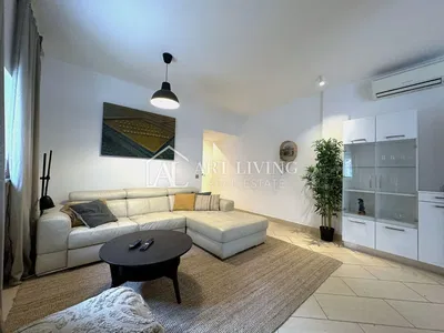 Дневна соба; природно светло, модерни стил