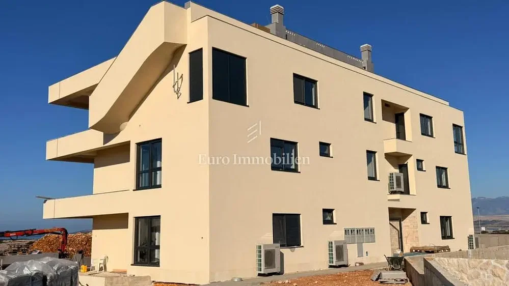 Casa e arredores