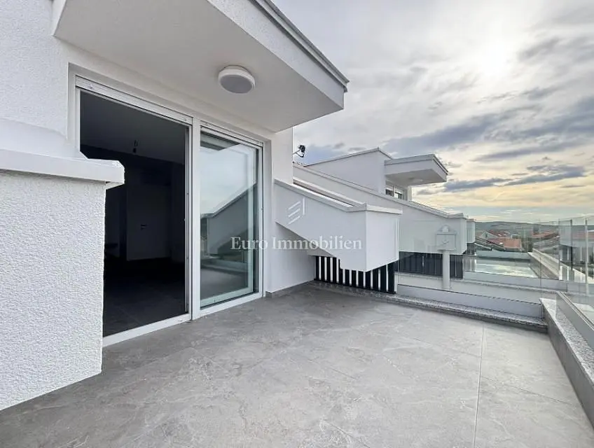 Балкон; поглед