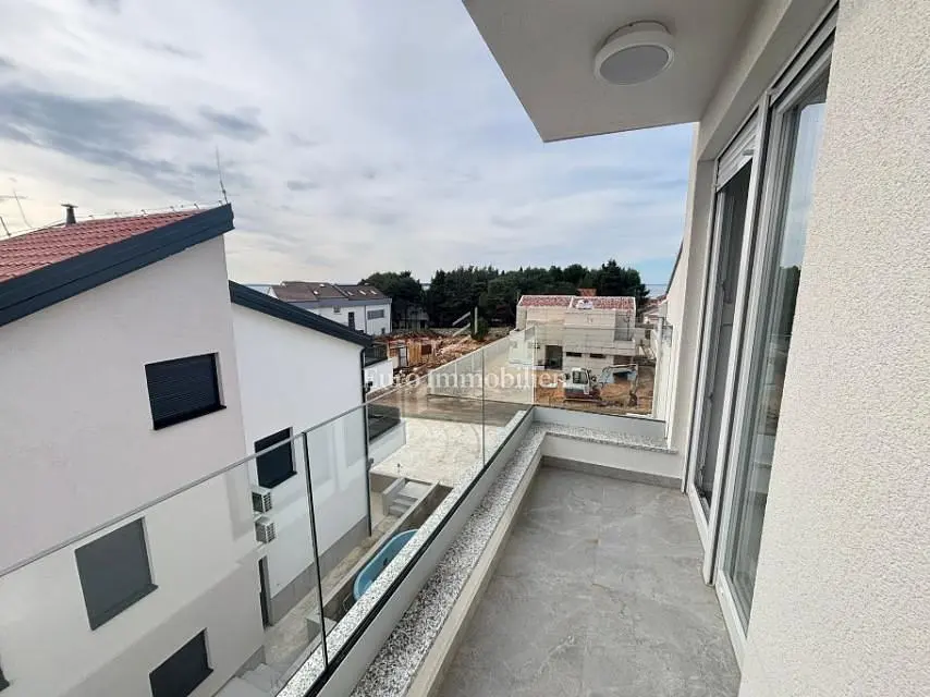 Балкон; поглед