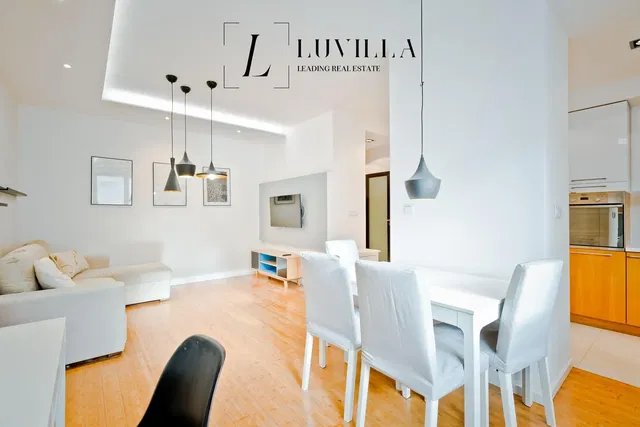 Living room; natural light, modern style