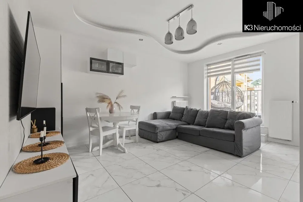 Salon; carrelage, vue, lumière naturelle