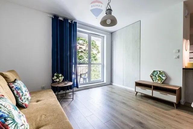 Living room; view, wood floor, natural light, modern style