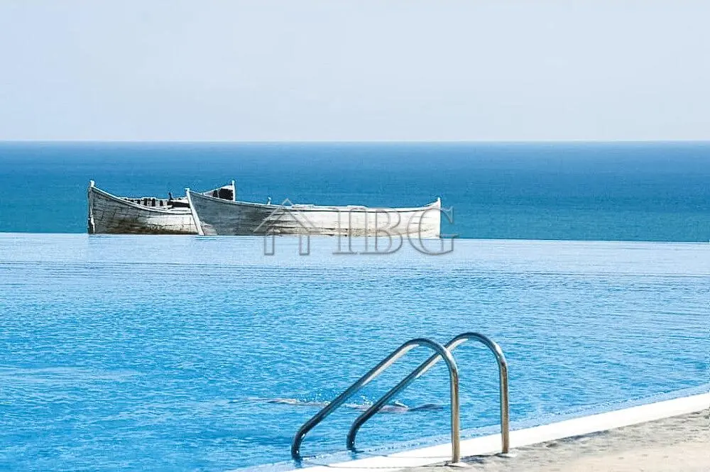 Terraza; vista, luz natural