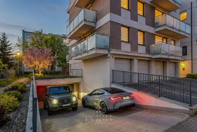 House and surroundings