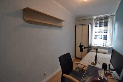 Bedroom; wood floor, natural light, modern style