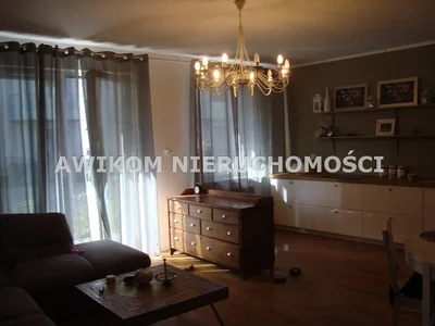 Dnevni boravak; prirodna svjetlost, moderan stil