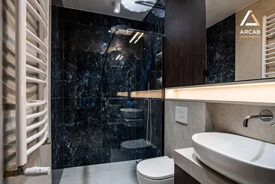 Banyo; tadilatlı, doğal ışık, modern stil