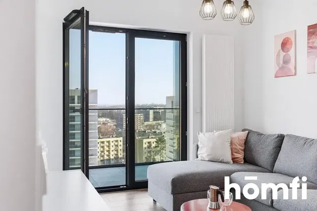 Obývačka; výhľad, prirodzené svetlo, moderný štýl