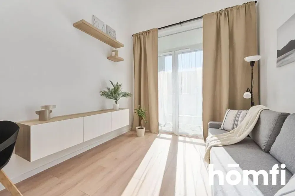 Salon; lumière naturelle, style moderne, parquet