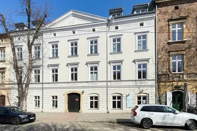 House and surroundings; view