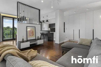 Wohnzimmer; blick, holzboden, tageslicht, moderner stil
