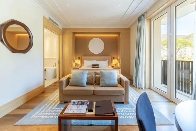 Schlafzimmer; blick, tageslicht, moderner stil, holzboden