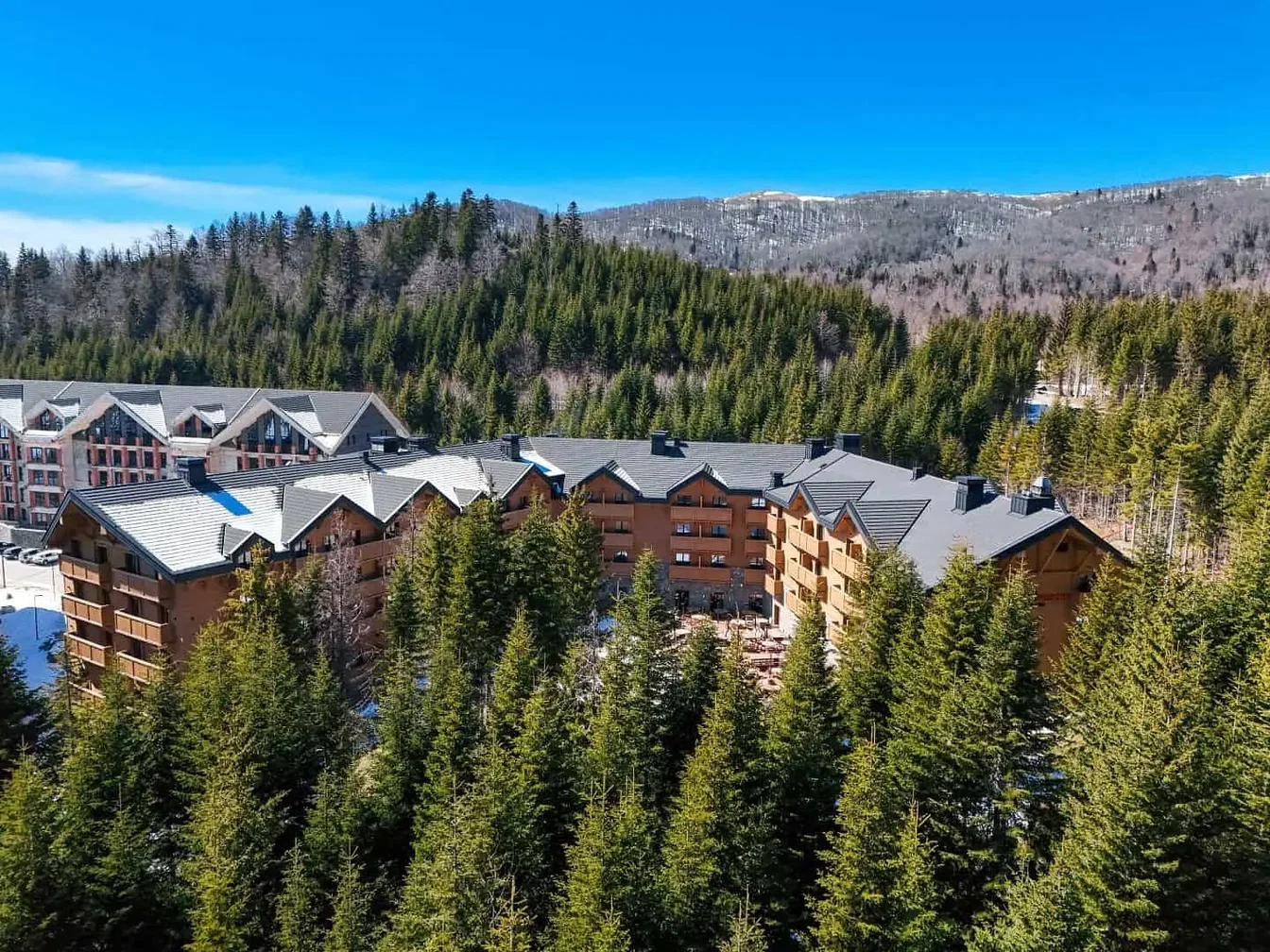 Maison et environs; vue