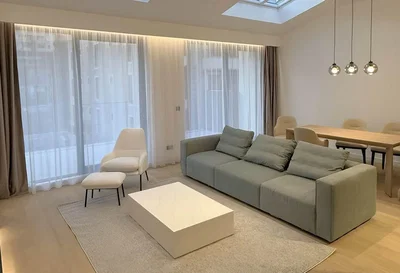 Obývací pokoj; přirozené světlo, moderní styl