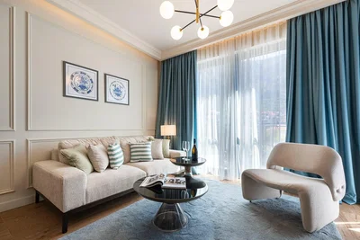 Obývací pokoj; přirozené světlo, moderní styl