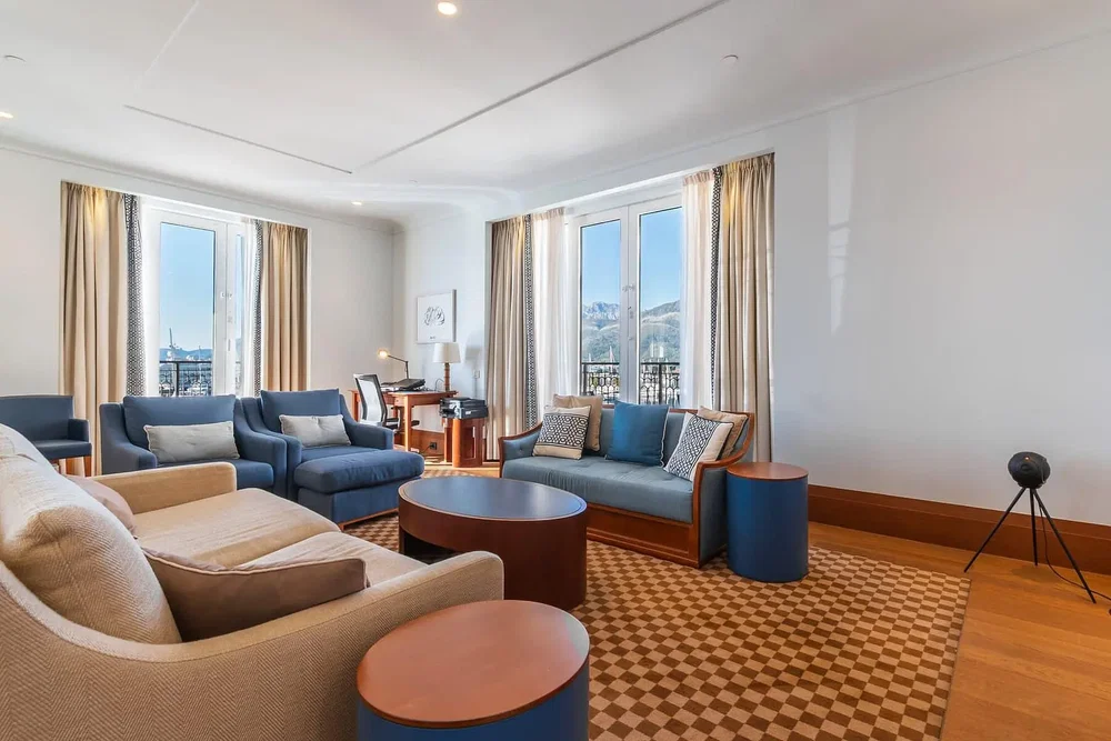 Dnevni boravak; pogled, prirodna svjetlost