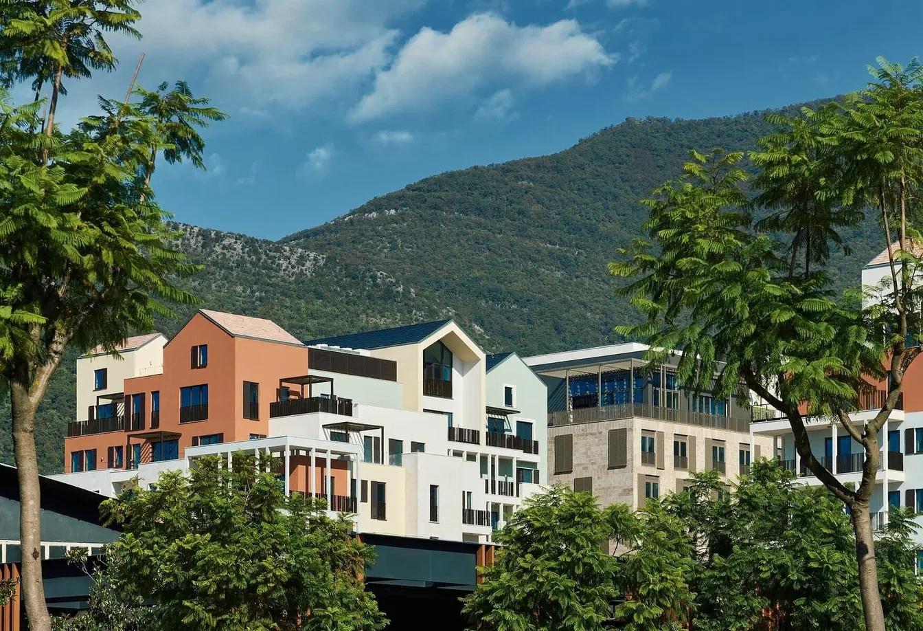 Haus und umgebung; blick