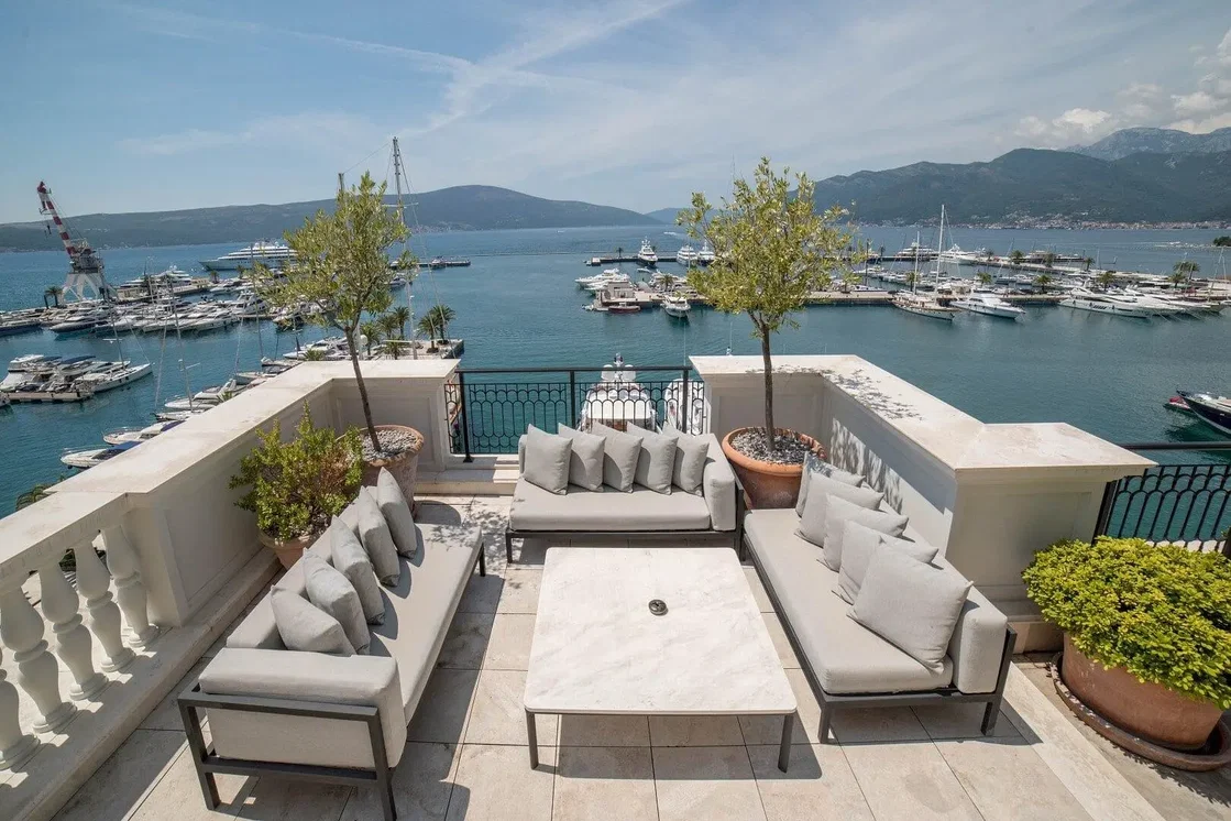 Terrasse; blick, tageslicht, moderner stil