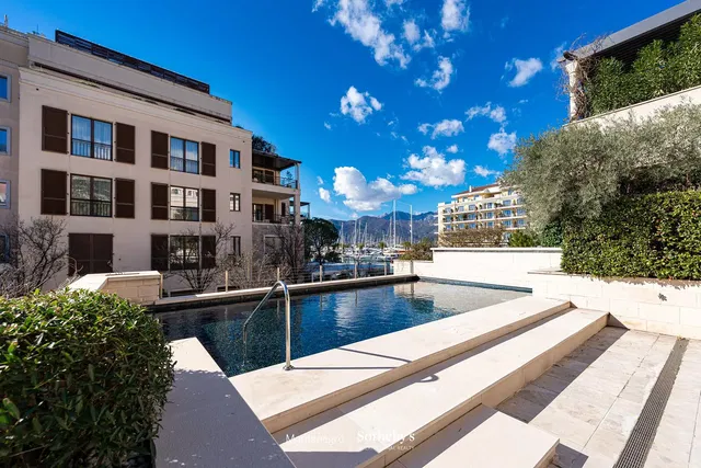 Casa e dintorni; vista, luce naturale