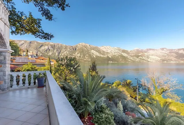 Terrazza; vista, luce naturale
