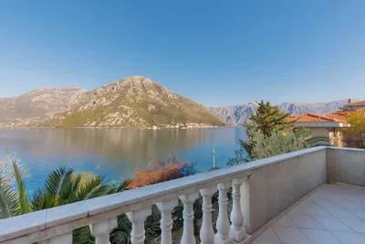 Terasa; výhled, dlažba