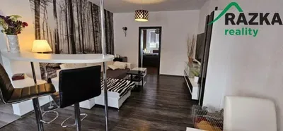 Dnevna soba; moderni stil, prirodno svjetlo