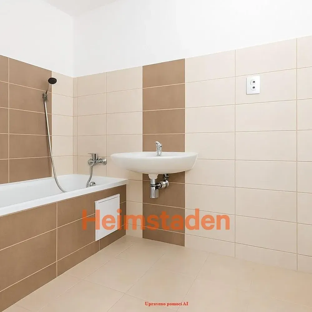 Bagno; pavimento in piastrelle