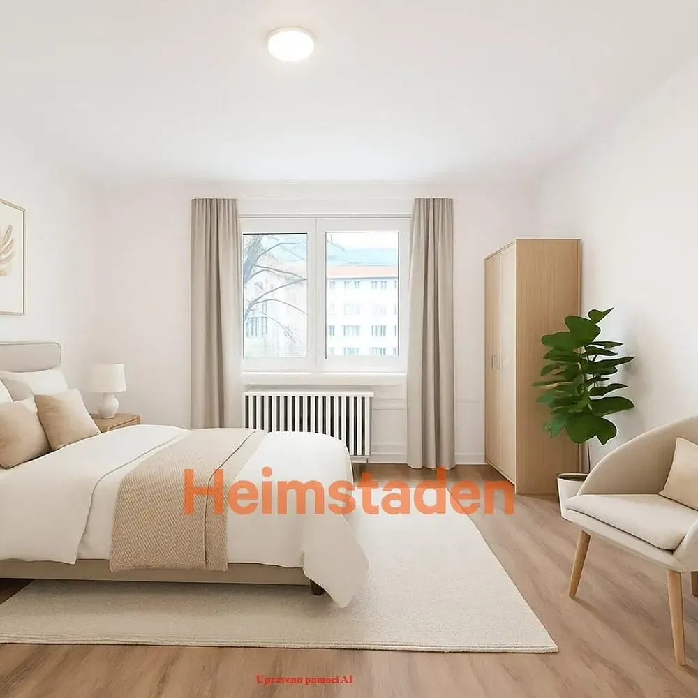 Yatak odası; doğal ışık, modern stil, ahşap zemin