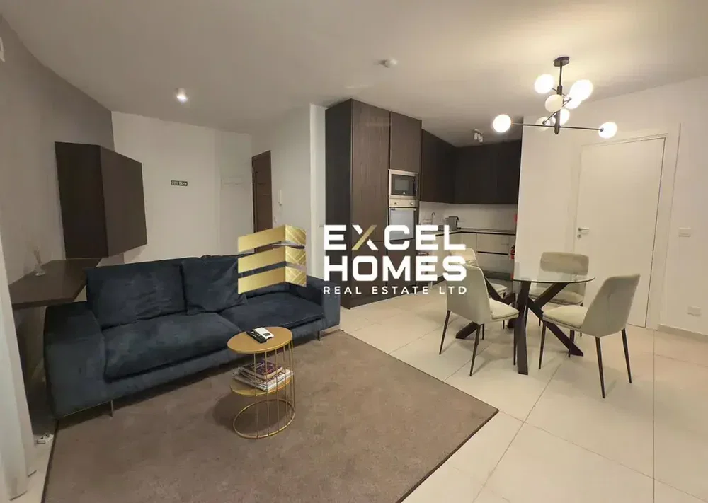 Salon; vue, lumière naturelle, style moderne