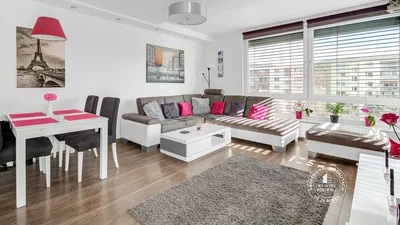 Oturma odası; modern stil, doğal ışık, manzara