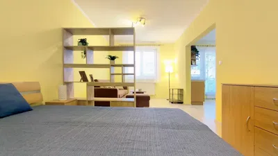 Yatak odası; doğal ışık, modern stil