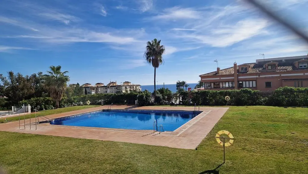 Haus und umgebung; blick, tageslicht