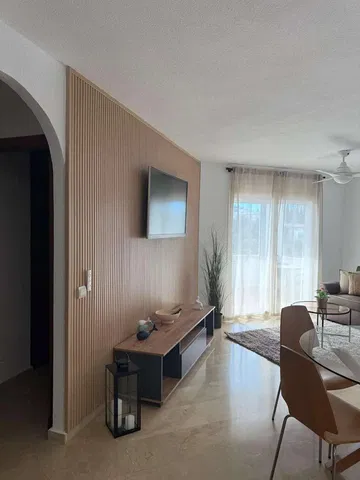 Living room; modern style, natural light