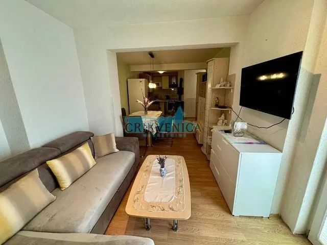 Sala de estar; luz natural, estilo moderno