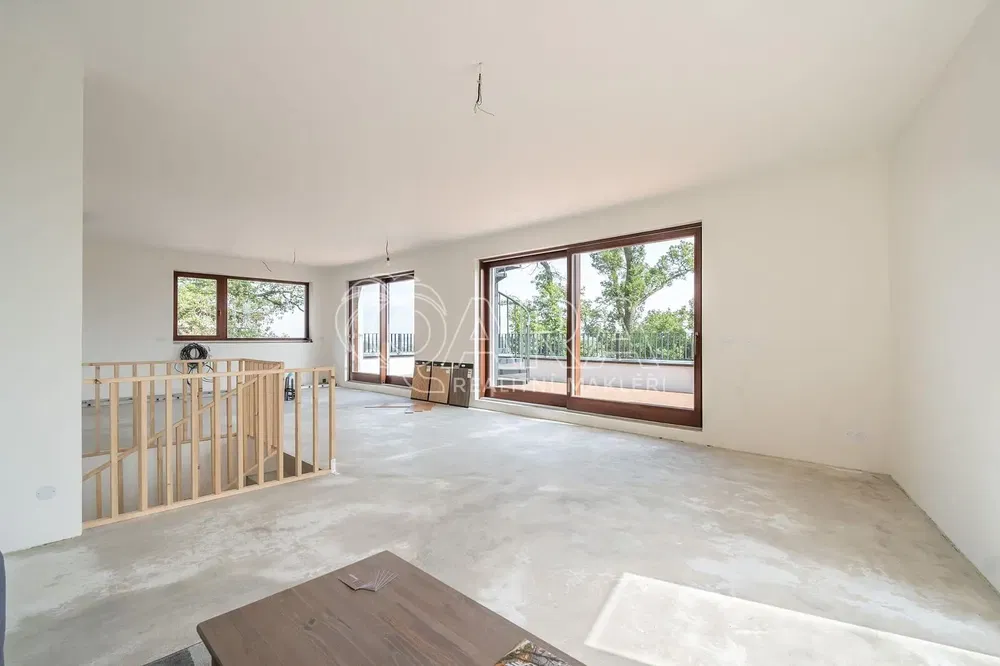 Wohnzimmer; blick, renovierungsbedürftig