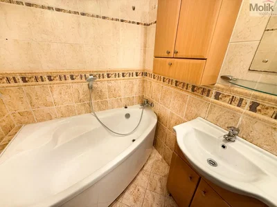 Badezimmer; fliesenboden